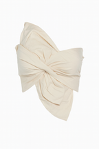 One-shoulder Flower Crop Top